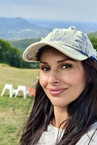 Bride from katowice julia with Dark Brown hair age 42 photo-3