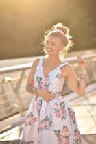 Femme ukrainienne célibataire anna de kiev avec Chatain clairs cheveux, âge 37 photo-8