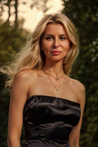 Ukrainian single woman tatiana from kiev with Blonde hair age 45 photo-92