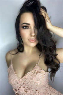 Date Femmes ukrainiennes natalia de dnipro avec Noirs cheveux, âge 34