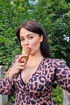 warsaw bride yana with Dark Brown hair age 35 photo-4