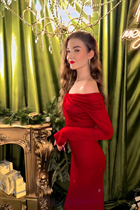Single ukrainian lady sofia from chernivtsi with Light Brown hair age 18 photo-4