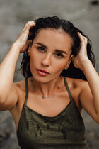 Meet moldovan girl ekaterina from fălesti, pinzareni with Black hair age 31 photo-13