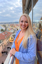 Bride from nice angelica with Blonde hair age 48 photo-14