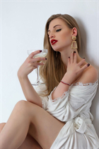 Ukrainian girl model alena from cagliari with Blonde hair age 31 photo-2