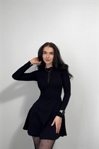 Mariée ukrainienne oksana de lviv avec Noirs cheveux, âge 26 photo-18