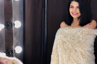 Girl from bar elena with Black hair age 48 photo-35