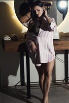 Sortir avec une fille allemande anna de kiev avec Noirs cheveux 35 ans photo-22