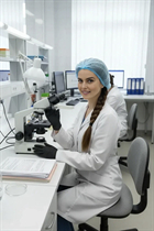 Perfect woman sandra from rotterdam with Dark Brown hair age 43 photo-18