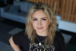 Wife from Ukraine anna from kharkov with Blonde hair age 34 photo-60