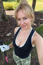 Dating a german woman svetlana from markkleeberg with Blonde hair 41 years old photo-19