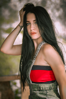 Dating a ukrainian woman irina from odessa with Black hair age 26