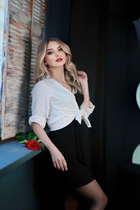 Épouse d'Ukraine marta de lviv avec Blond cheveux, âge 24 photo-2