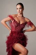 Beautiful woman of ukrainian olga from odessa with Dark Brown hair age 19 photo-1