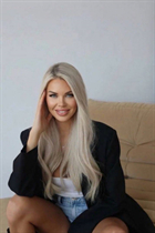 Ukrainian wife from ivano-frankovsk tetiana with Blonde hair age 36 photo-5