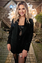 Ukranian bride viktoriia from kharkov with Blonde hair age 23 photo-2