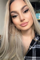 Novia de novi pazar milica con pelo Rubio y edad 30 photo-11