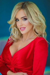 Mujer alemana bonita valentina de nuremberg con pelo Rubio y 42 años