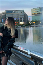 Beautiful Ukrainian girl irina from kharkov with Blonde hair age 34 photo-30