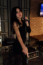 oslo bride olga with Black hair age 41 photo-3