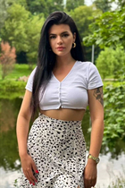 Ukrainian woman larysa from kiev with Dark Brown hair age 29 photo-7