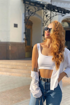 Mujer perfecta irina de zurich con pelo Rubio y edad 30 photo-7