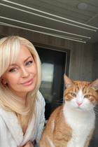 Femme parfaite elena de vienna avec Blond cheveux, âge 52 photo-30