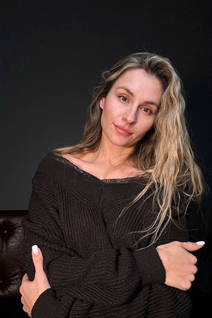 Femme ukrainienne ella de netishyn avec Blond cheveux, âge 33