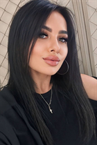 Superbe fille ukrainienne viktoriya de vinnitsa avec Noirs cheveux, âge 30