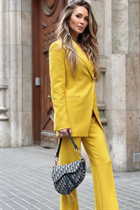 Bride from madrid violetta with Blonde hair age 44 photo-3