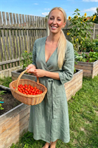 Beautiful czech woman oksana from prague with Blonde hair 41 years old photo-23