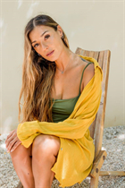 Argentinian woman mayra from buenos aires with Light Brown hair 35 years old photo-3