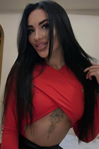 Femmes slaves vika de energodar avec Noirs cheveux, âge 34
