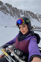 Dating a brazilian girl livia from rio de janeiro with Black hair 22 years old photo-12