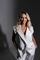 Girl in Ukraine yana from vinnytsya with Blonde hair age 35 photo-6