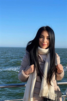 Dating a german woman inna from berlin with Black hair 51 years old photo-28