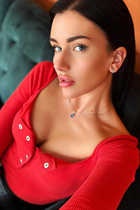 Ukrainian single woman valeria from mariupol with Black hair age 31 photo-19