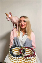 Beautiful woman of Ukraine inna from kiev with Blonde hair age 28 photo-1