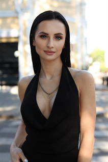 Ukrainian pretty girl alina from odessa with Black hair age 29