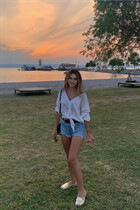 Pretty girl victoria from vienna  with Light Brown hair age 35 photo-6