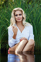 Date ukrainian girl yana from kiev with Blonde hair age 31 photo-13