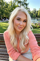 Girl from madrid irina with Blonde hair age 40 photo-17