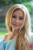 Belle femme ukrainienne natalia de dnepr avec Blond cheveux, âge 54