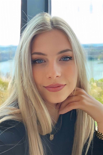 Beautiful woman of ukrainian katy from rzeszow with Blonde hair age 33