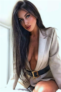 Russian women to date kristina from kiev with Black hair age 26