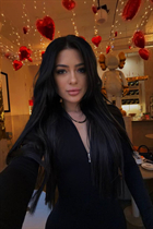 Ukrainian woman for marriage julia from zaporozhye with Black hair age 26 photo-6