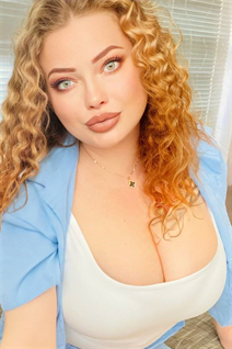 Saliendo con mujer ucraniana lilya de berdiansk con pelo Rubio y edad 32