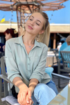 Dating a german woman anastasiya from frankfurt with Blonde hair 26 years old photo-13