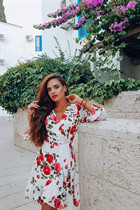 Chica ucraniana soltera arina de zaporozhye con pelo Marrón oscuro y edad 29 photo-12