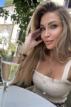 Perfect woman kseniia from london with Blonde hair age 39 photo-4